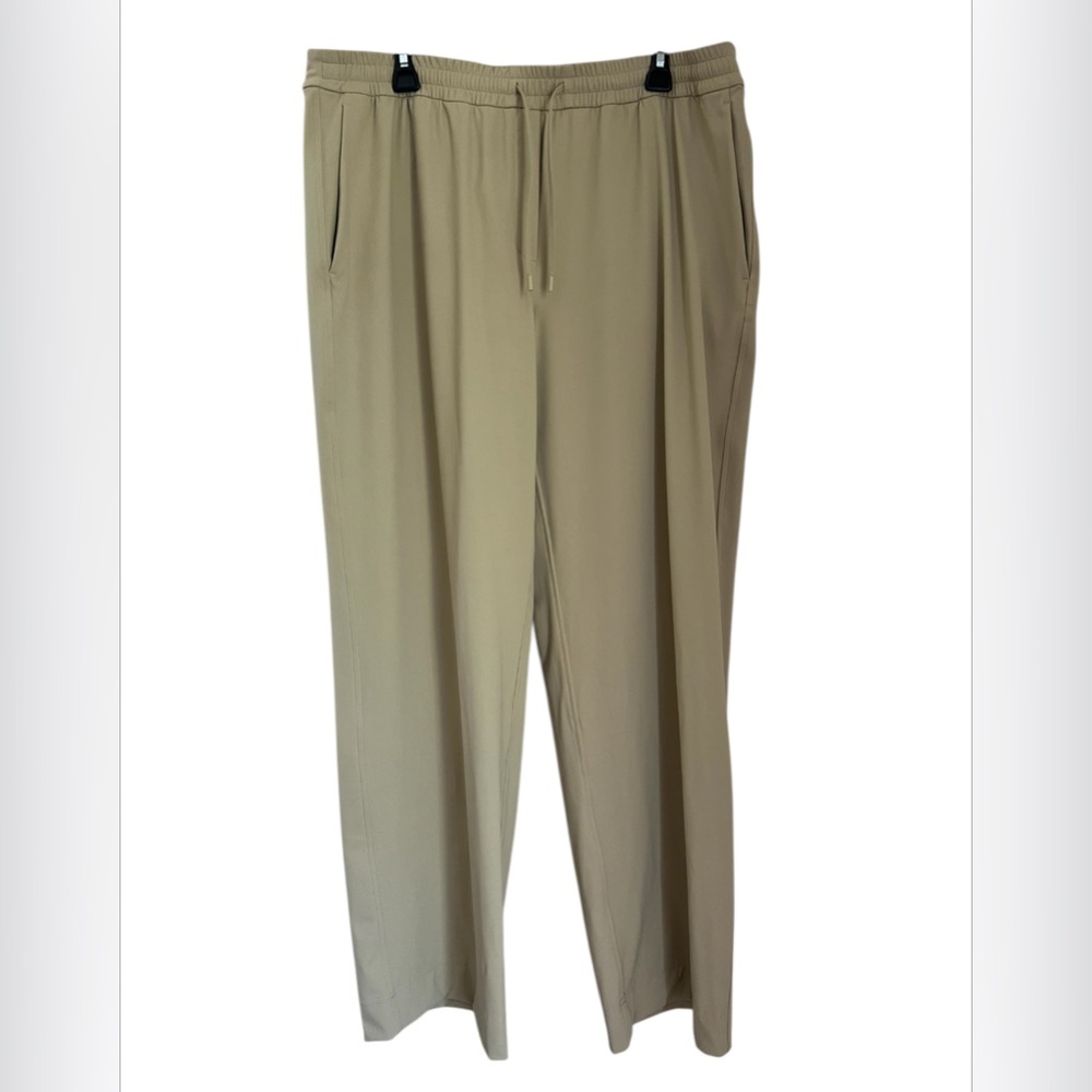 Lululemon Luxtreme Mid-Rise Straight-Leg Trouser Women’s Size XL Trench/ Beige